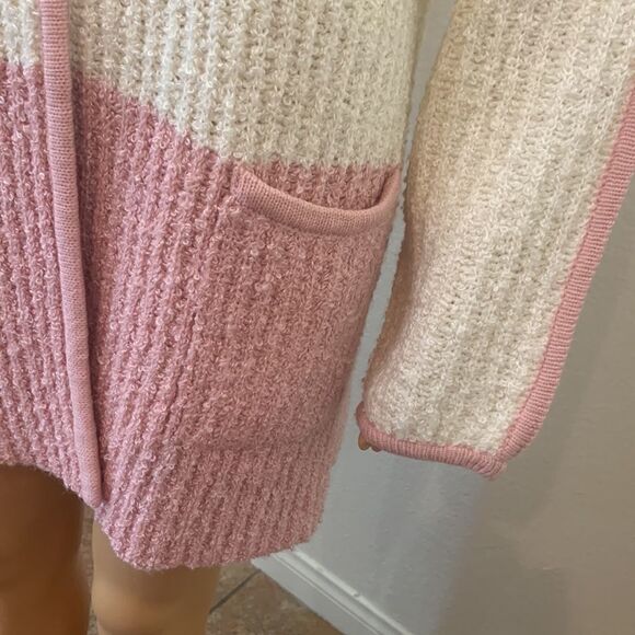 Laura Gayle Large 💯 Acrylic Machine Wash 2 Button Front Pretty In Pink Sweater - Picture 4 of 12